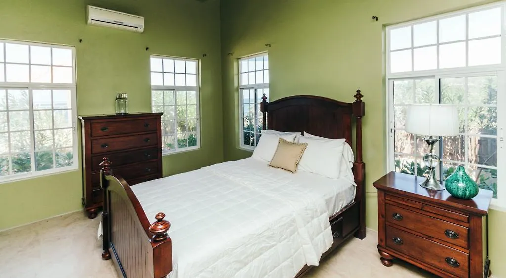 Paradise Villa Discovery Bay Jamaica