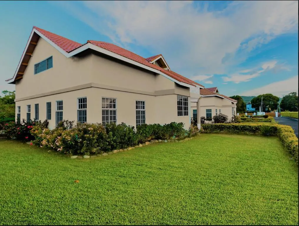 Paradise Villa Discovery Bay