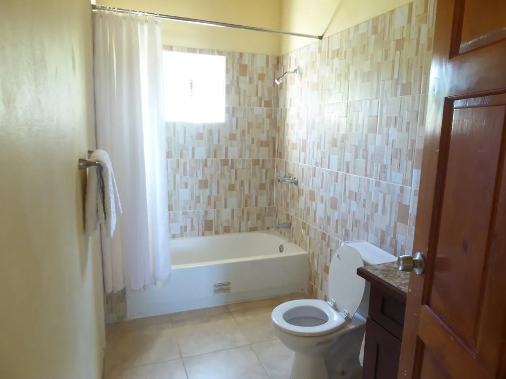 Paradise Villa Discovery Bay