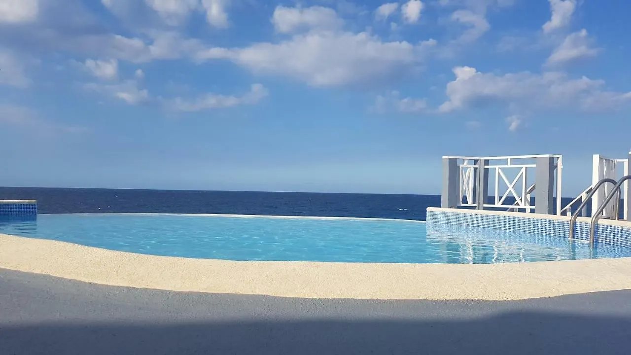 Paradise Villa Discovery Bay